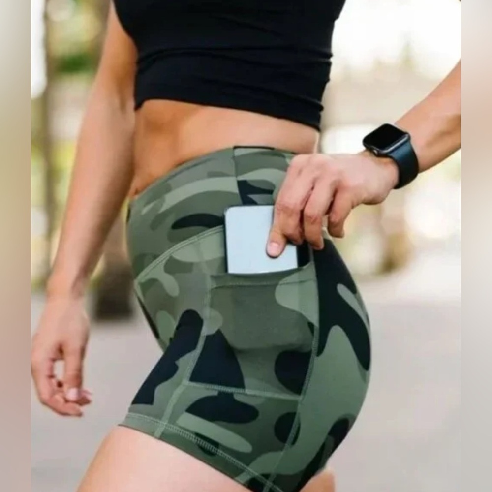 Camo Green Athletic Booty Crissfit Shorts M